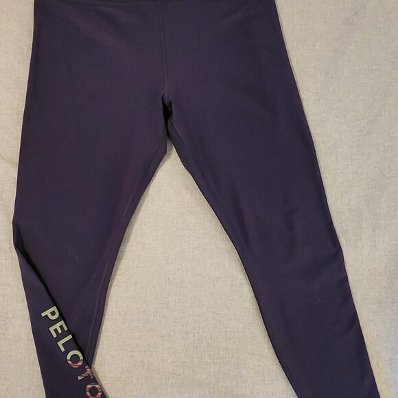 EUC PELOTON Essential Leggings! 3/4 Capri Length Size XL! - Picture 2 of 6